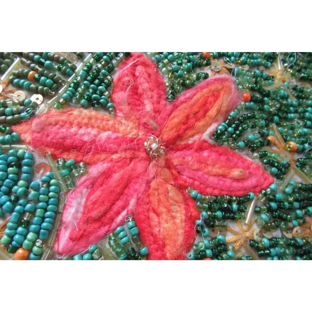 Pier 1 Beaded Cactus Table Runner Desert Flower Blooms Centerpiece 36